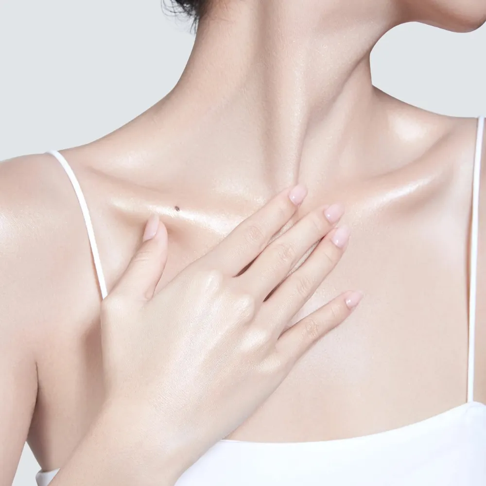 High Quality Wholesale Private Label Luxury Moisturizing Nourishing Lighteing Natural Skin Whitening Body Lotion 576